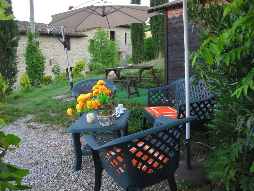 La Pietra Rara B&B Montone  Eksteriør billede